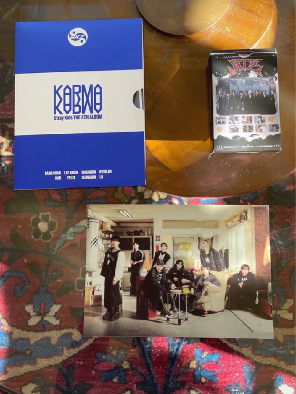 Stray Kids ATE (Letter Version) K-Pop Album Set Blue & Black